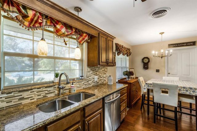 2722 COLLINS AVENUE, Lakeland, FL 33803