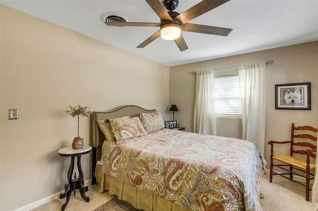 2722 COLLINS AVENUE, Lakeland, FL 33803