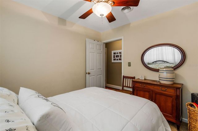 2722 COLLINS AVENUE, Lakeland, FL 33803