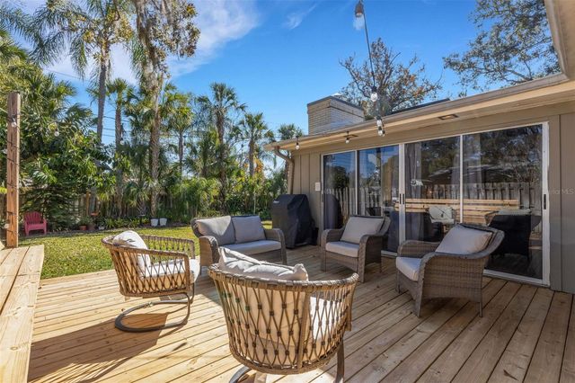 2722 COLLINS AVENUE, Lakeland, FL 33803