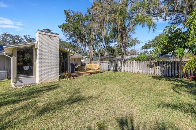 2722 COLLINS AVENUE, Lakeland, FL 33803