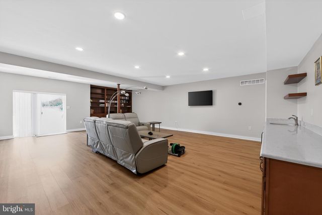430 MUSTANG RD, Downingtown, PA 19335