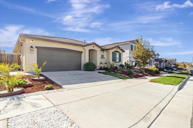 2051 Rosewood Drive, Hollister, CA 95023