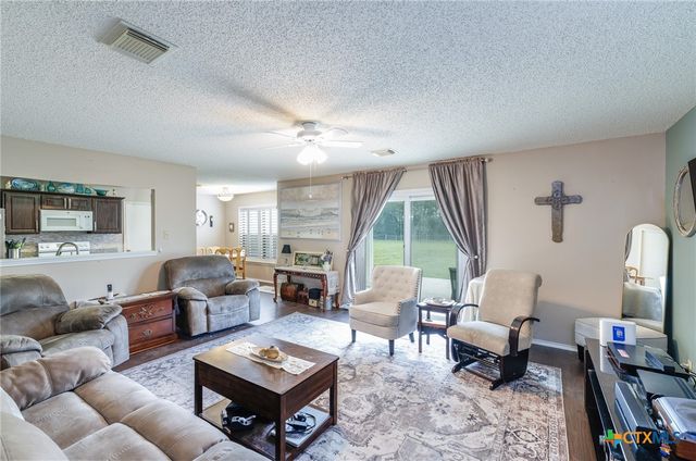 1732 Cordova Loop, Seguin, TX 78155