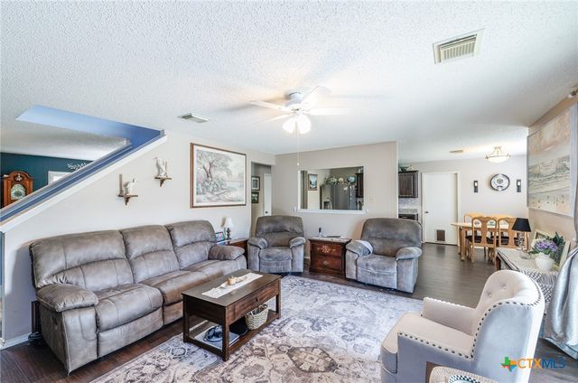1732 Cordova Loop, Seguin, TX 78155