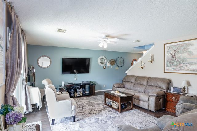 1732 Cordova Loop, Seguin, TX 78155