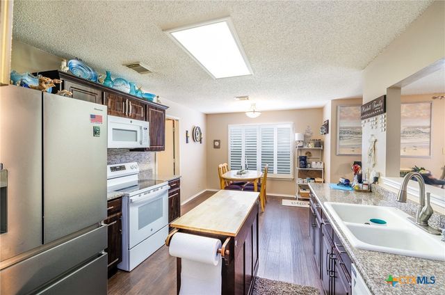 1732 Cordova Loop, Seguin, TX 78155