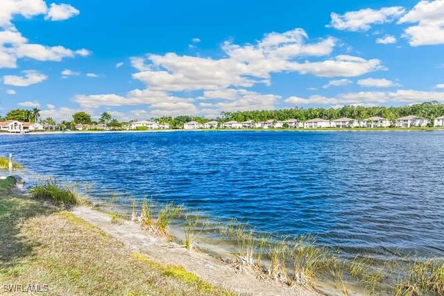 2876 W Crown Pointe BLVD, Naples, FL 34112