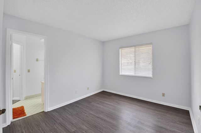 5530 Coach House Circle E, Boca Raton, FL 33486