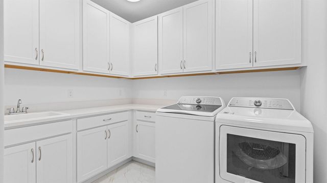 5474 Hutchinson Way, Loxahatchee, FL 33470