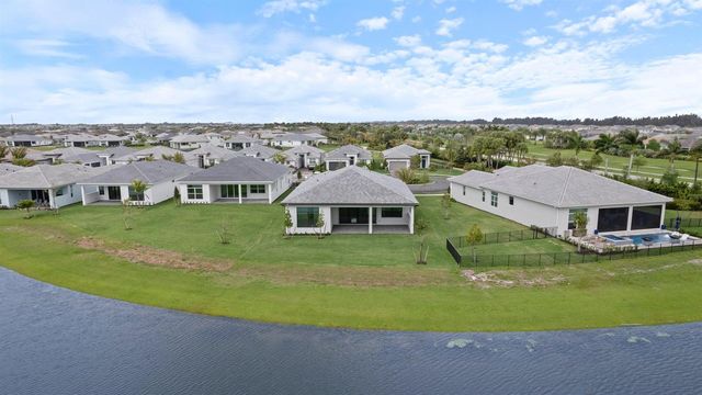 5474 Hutchinson Way, Loxahatchee, FL 33470