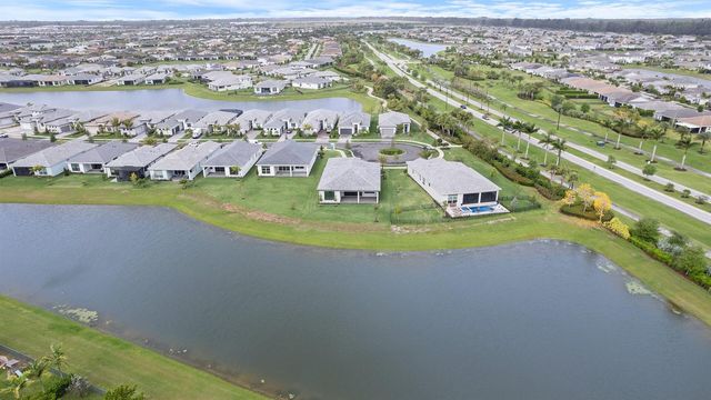 5474 Hutchinson Way, Loxahatchee, FL 33470