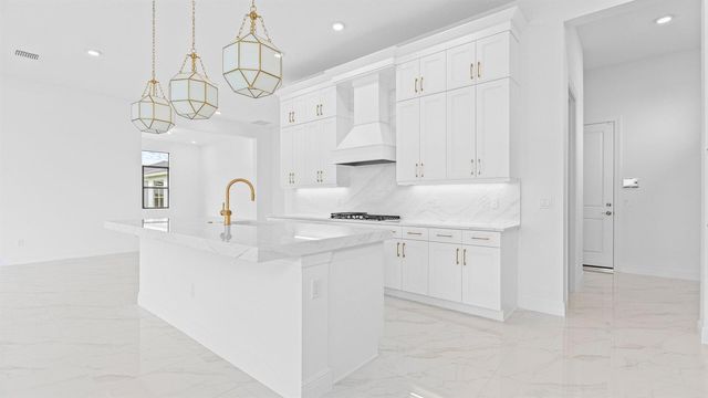5474 Hutchinson Way, Loxahatchee, FL 33470