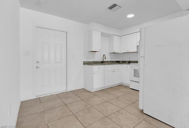 5534 7th AVE, Fort Myers, FL 33907
