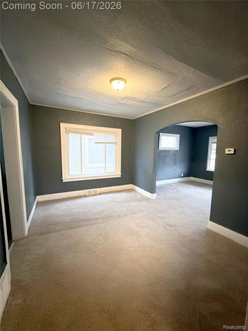 14011 Roselawn Street, Detroit, MI 48238