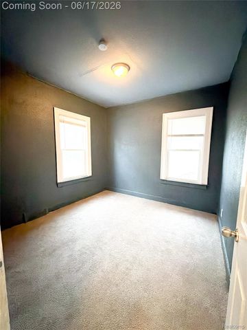 14011 Roselawn Street, Detroit, MI 48238