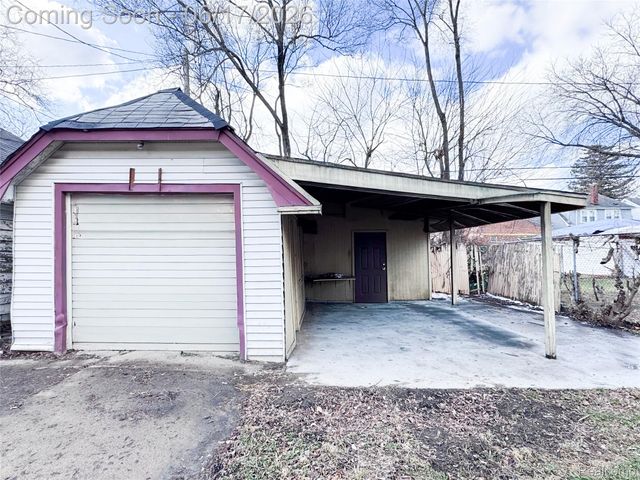 14011 Roselawn Street, Detroit, MI 48238