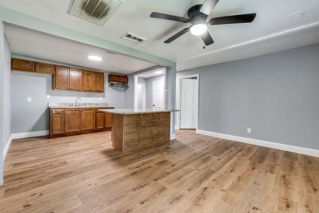 2238 Macon Street, Dallas, TX 75215