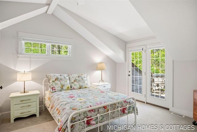 3255 Lake Trail Drive, Saugatuck, MI 49453