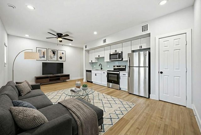 7625 De Priest Street D, Houston, TX 77088