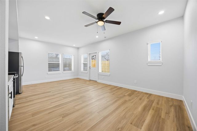 7625 De Priest Street D, Houston, TX 77088