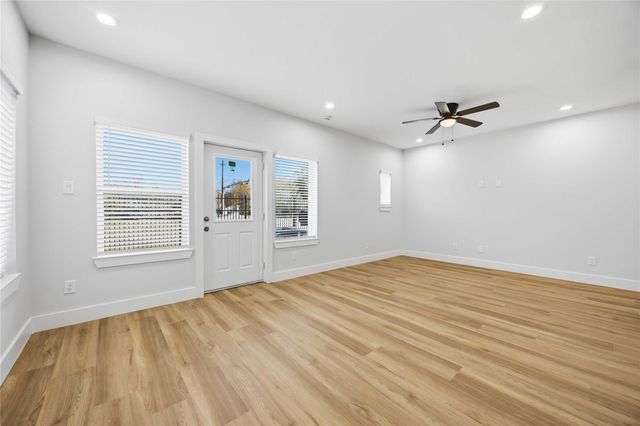 7625 De Priest Street D, Houston, TX 77088