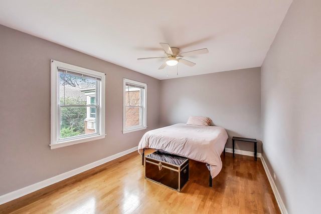 6555 N Damen Avenue 2, Chicago, IL 60645