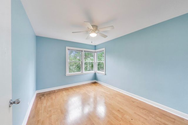 6555 N Damen Avenue 2, Chicago, IL 60645