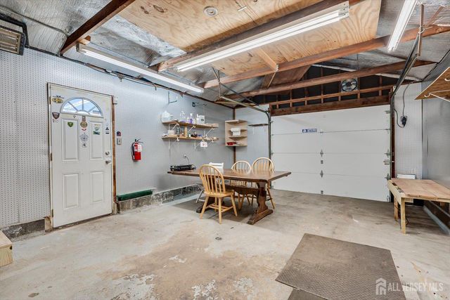 285 Durham Avenue, Metuchen, NJ 08840