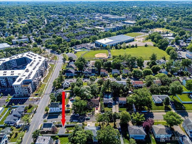 285 Durham Avenue, Metuchen, NJ 08840