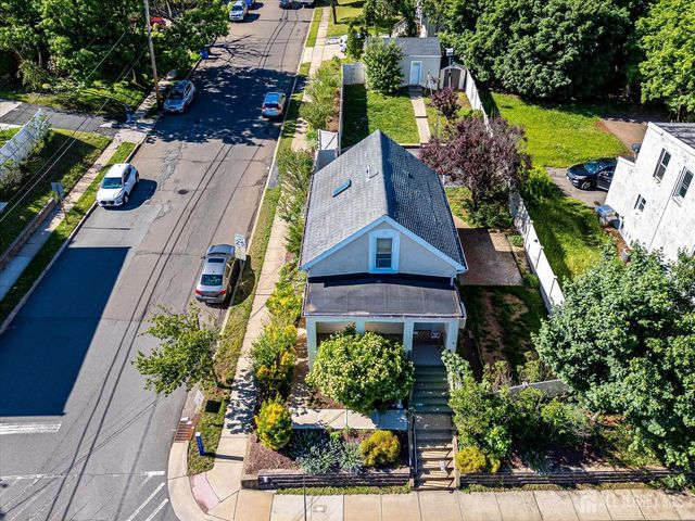 285 Durham Avenue, Metuchen, NJ 08840