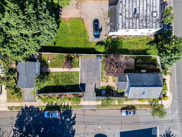 285 Durham Avenue, Metuchen, NJ 08840