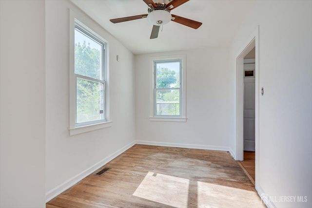 285 Durham Avenue, Metuchen, NJ 08840