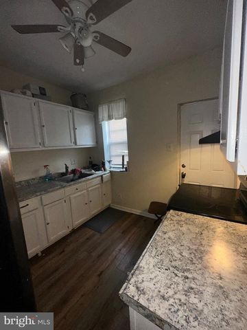 1112 N CARROLLTON AVE, Baltimore, MD 21217