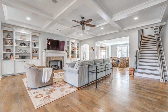 9092 BAYNARD LOOP N, Germantown, TN 38139