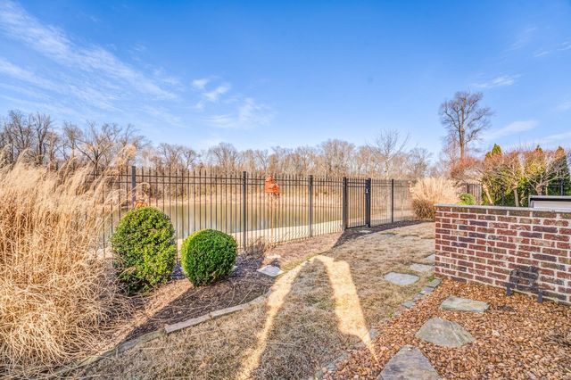 9092 BAYNARD LOOP N, Germantown, TN 38139