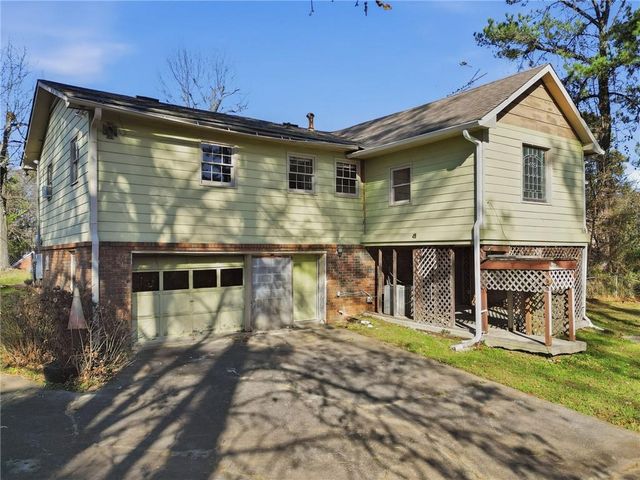 2272 Stoney Ford NE Drive, Marietta, GA 30066