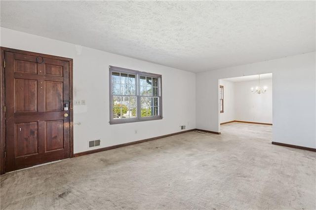 2272 Stoney Ford NE Drive, Marietta, GA 30066