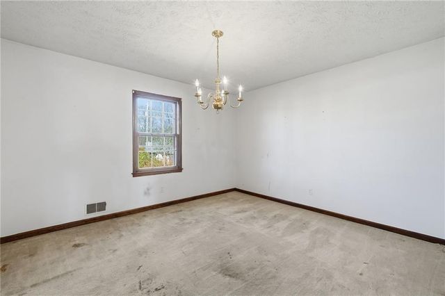 2272 Stoney Ford NE Drive, Marietta, GA 30066