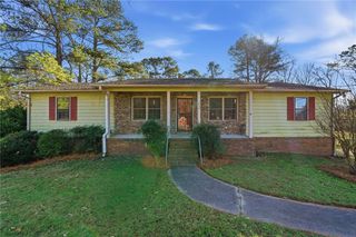 2272 Stoney Ford NE Drive, Marietta, GA 30066