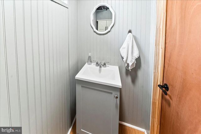 29 SCHUYLER RD, Springfield, PA 19064
