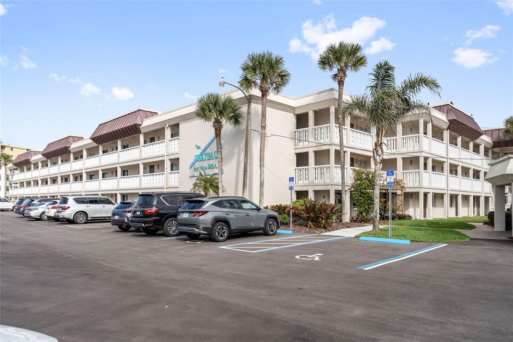3663 S ATLANTIC AVENUE 11B, New Smyrna Beach, FL 32169