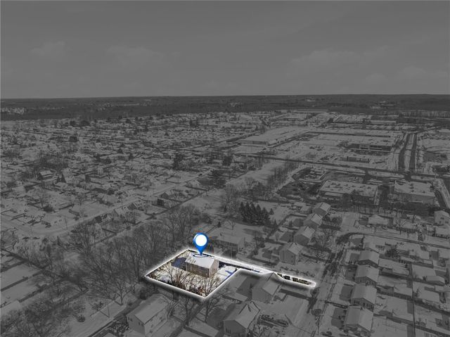 18 Anama Avenue, East Providence, RI 02916