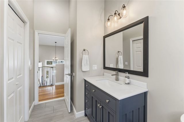 18 Anama Avenue, East Providence, RI 02916