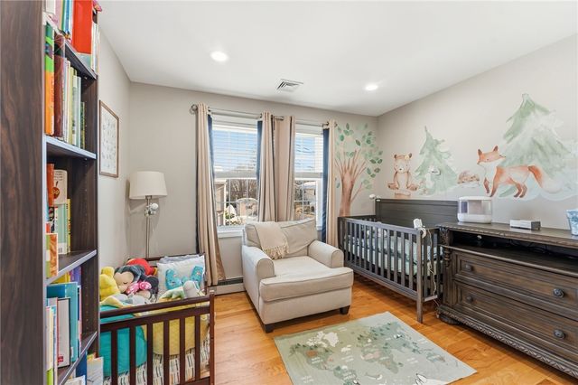 18 Anama Avenue, East Providence, RI 02916