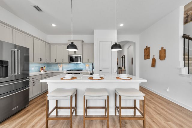 372 Deer Ridge Drive, Willow Park, TX 76008