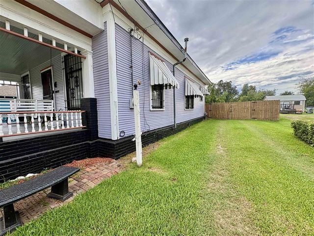 622 Pryce St Street, Lake Charles, LA 70601