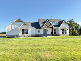 2000 Collin Street, Weatherford, TX 76085