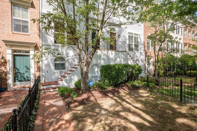 715 G Street SW, Washington, DC 20024