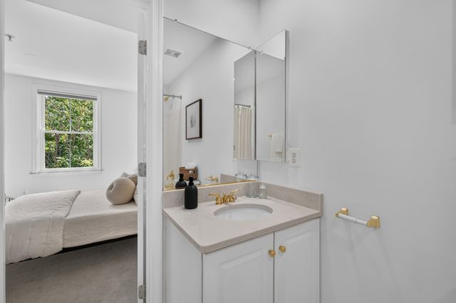715 G Street SW, Washington, DC 20024